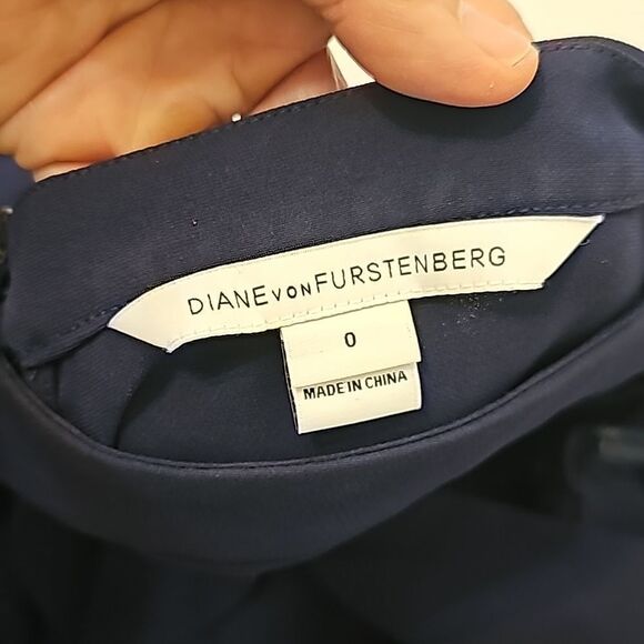 - Diane Von Furstenberg navy blue Jumpsuit pants size 0 - Picture 11 of 15